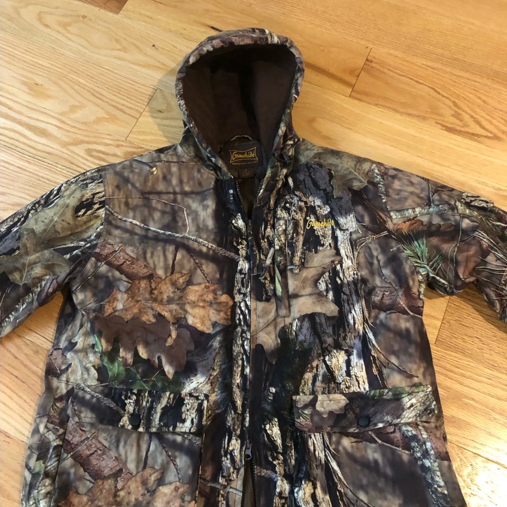 Hunting jacket brand game hide M jacket
very comfortable and soft 
#hunting